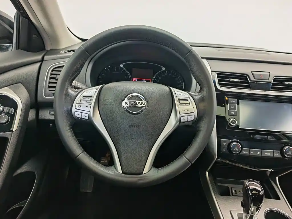 Nissan Teana 2016 — фото 11