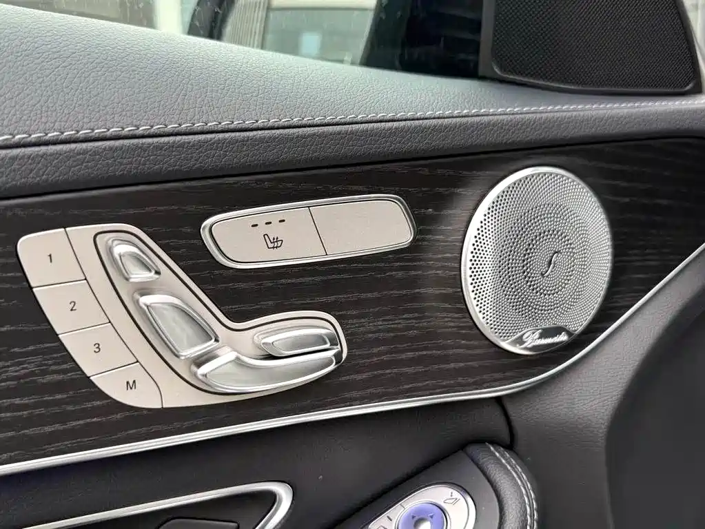 Mercedes-Benz C-Class 2021 — фото 16