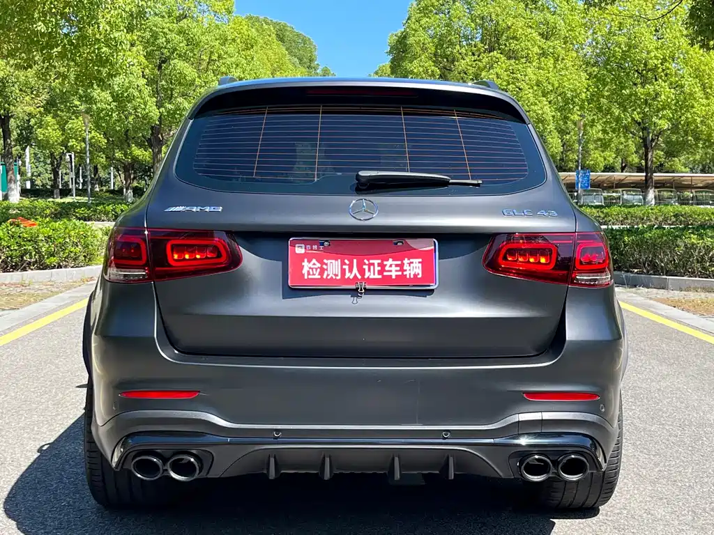 Mercedes-Benz GLC AMG 2023 — фото 19