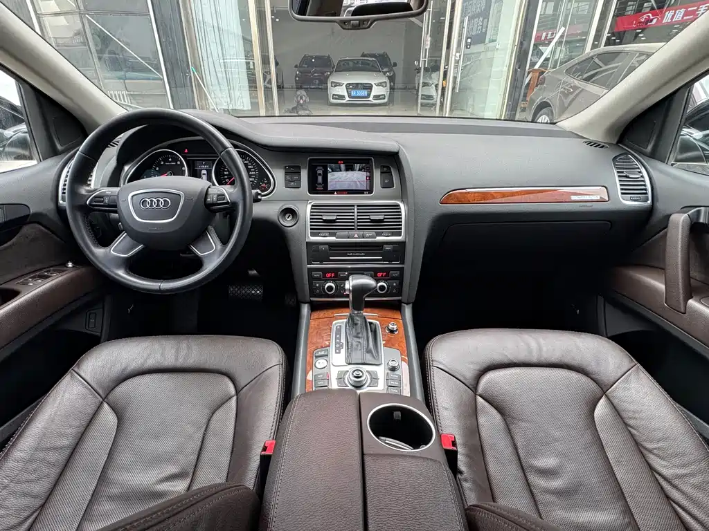Audi Q7 2015 — фото 8