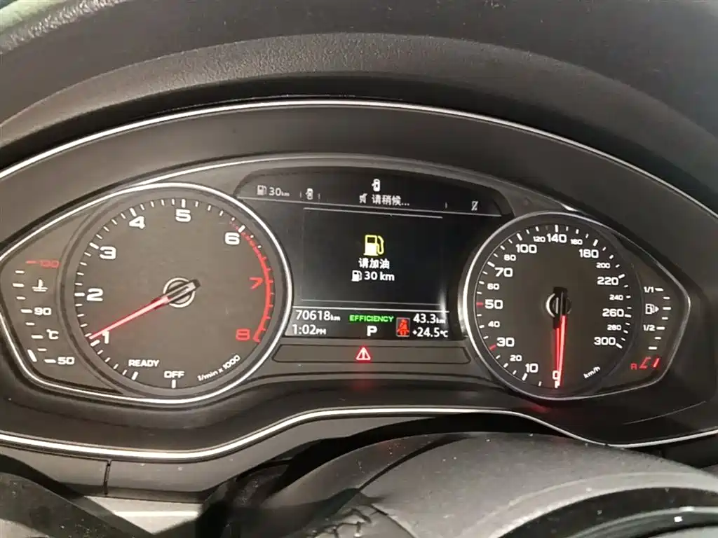 Audi A4L 2018 — фото 12