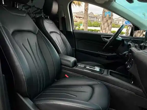Ford Edge 2021