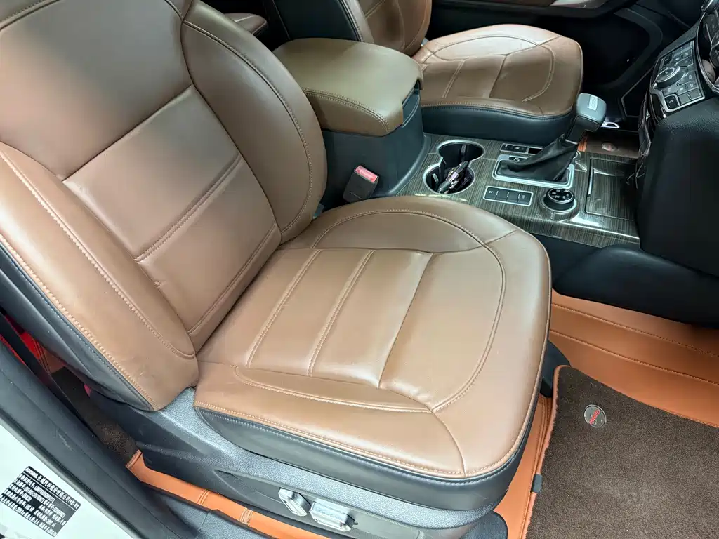 Haval H9 2016 — фото 16