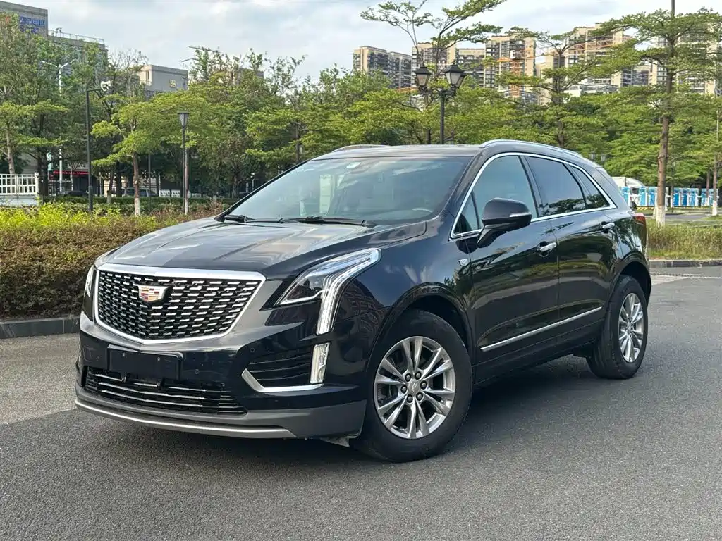 Cadillac XT5 2021 — фото 1