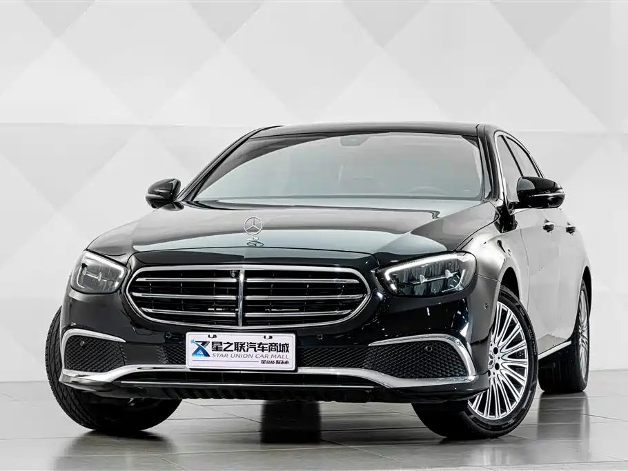 Mercedes-Benz E-Class 2022