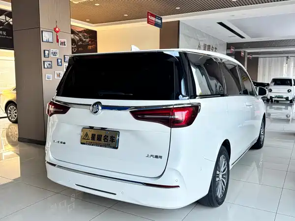 Buick GL8 2023