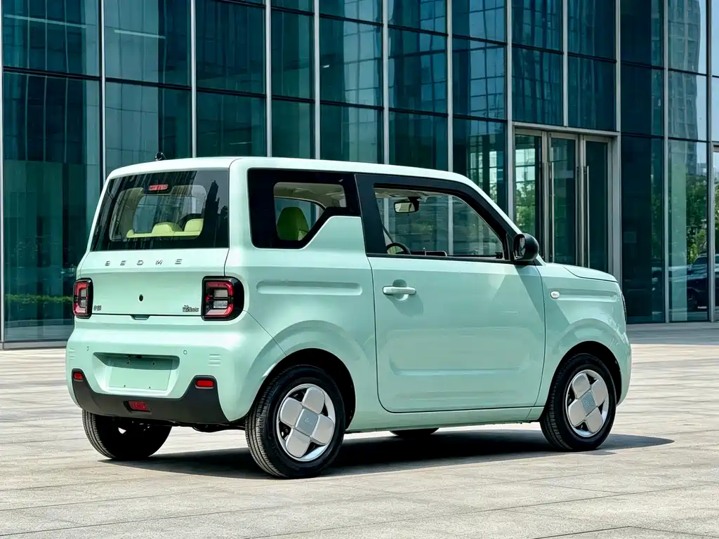 Geely Galaxy Panda 2023 — фото 10