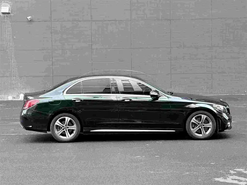 Mercedes-Benz C-Class 2019 — фото 3