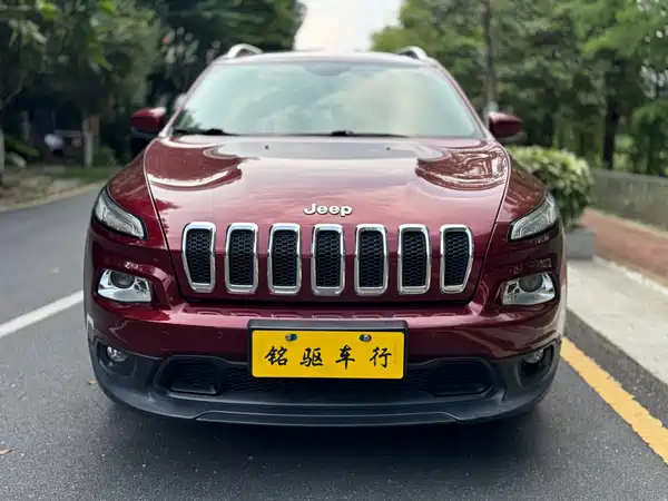Jeep Cherokee 2016