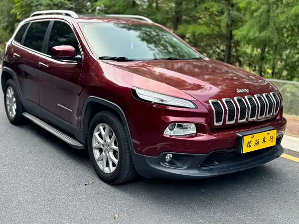 Jeep Cherokee 2016