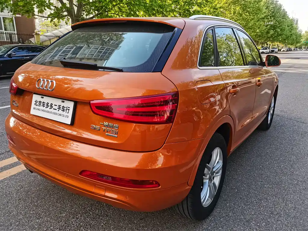 Audi Q3 2015 — фото 5