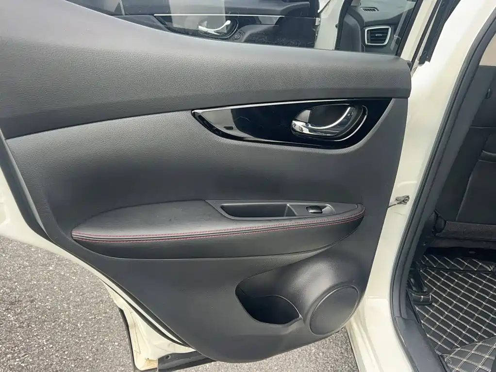 Nissan Qashqai 2018 — фото 8