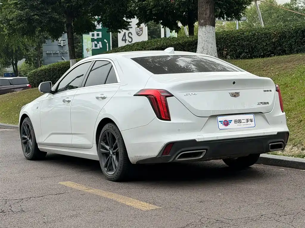 Cadillac CT4 2023 — фото 4