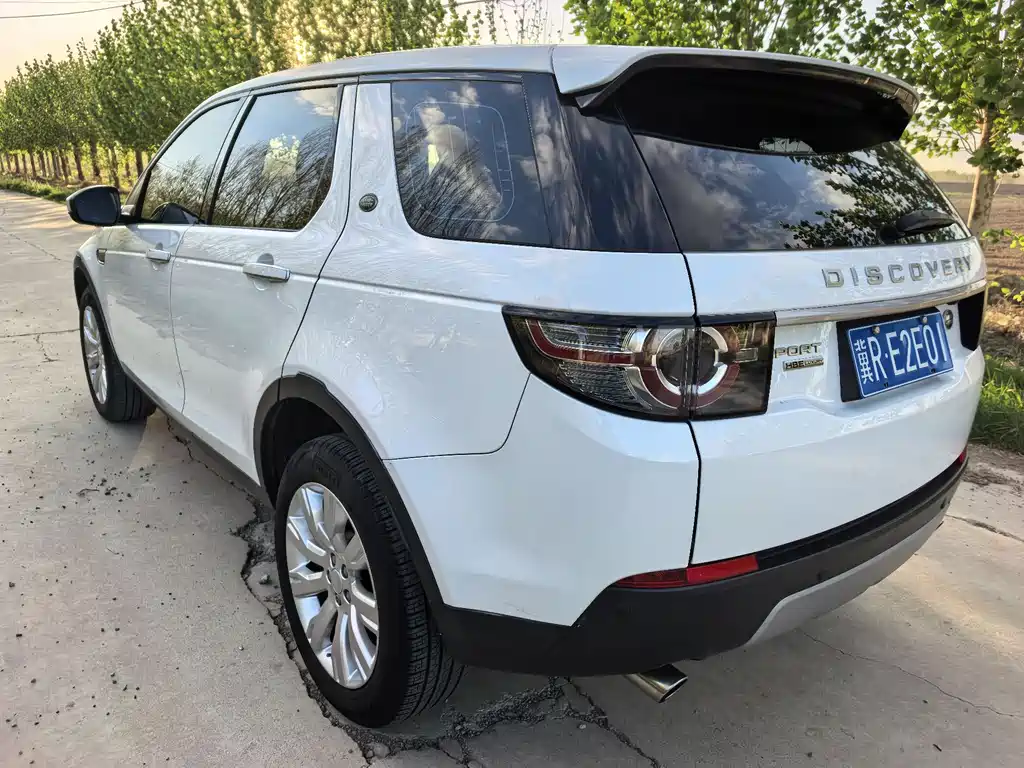 Land Rover Discovery Sport 2015 — фото 6