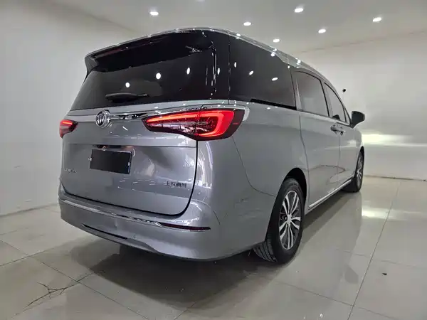 Buick GL8 2023
