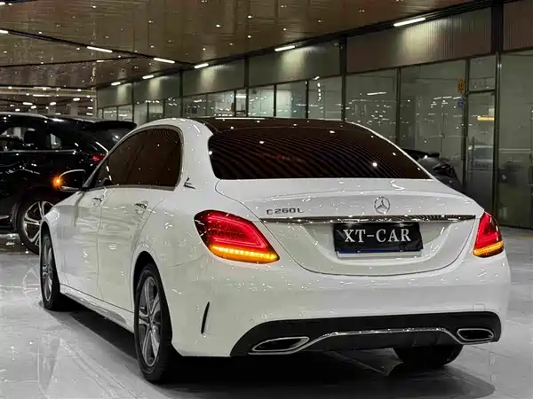 Mercedes-Benz C-Class 2018