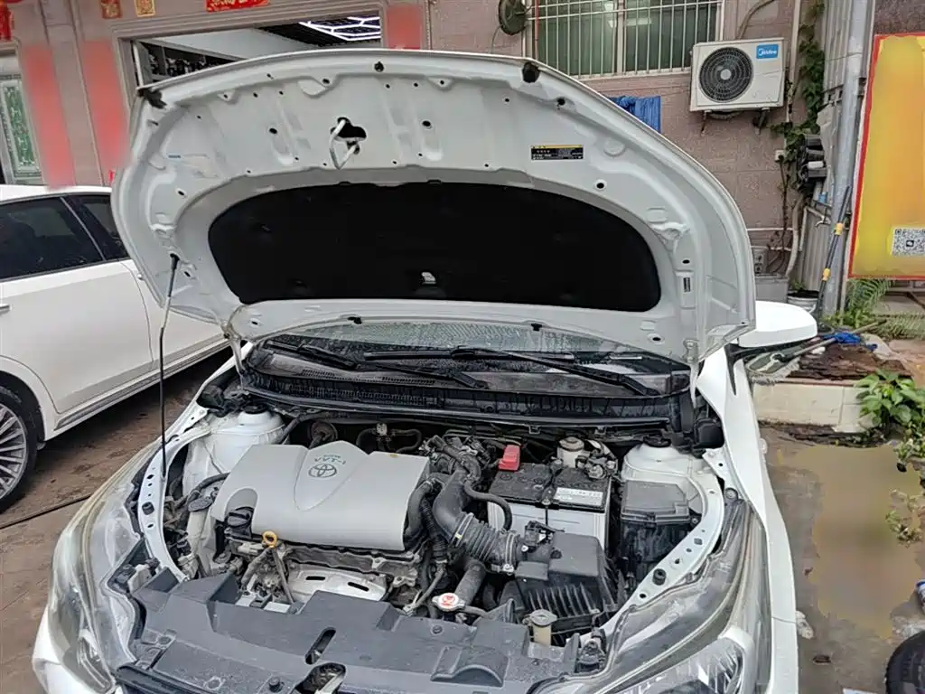 Toyota Yaris L 2019 — фото 20