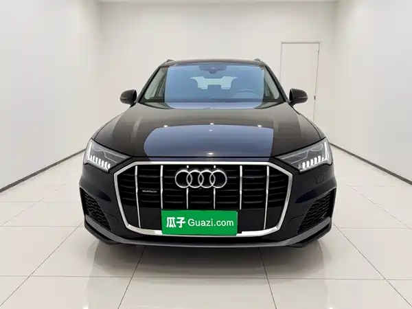 Audi Q7 2021