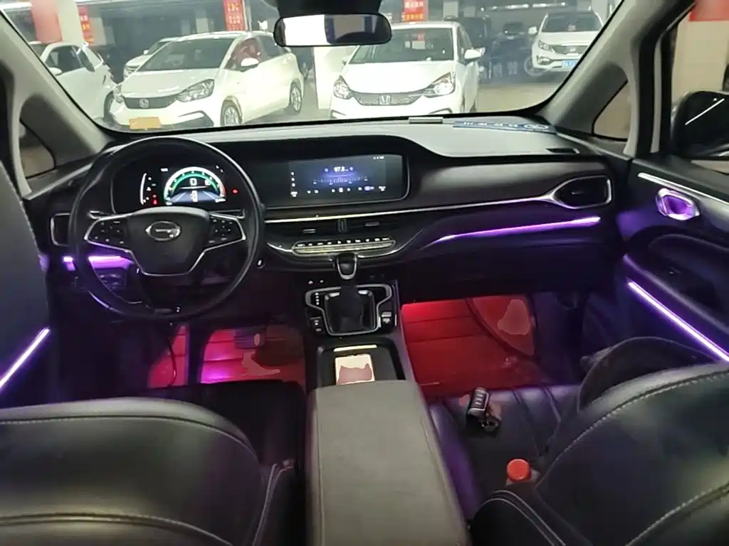 GAC Trumpchi M6 2021 — фото 10