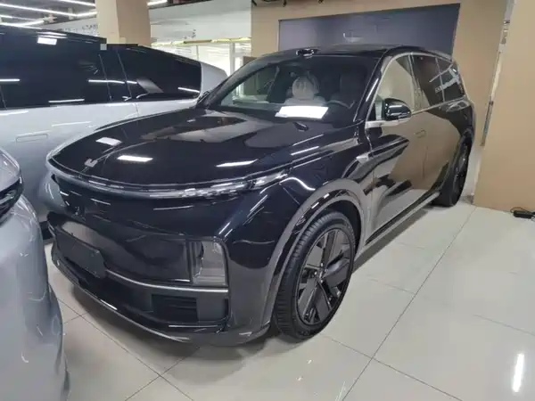 Li Auto L9 2025
