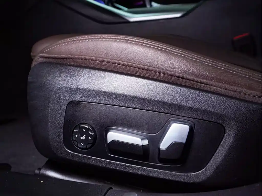 BMW 3 Series 2020 — фото 18