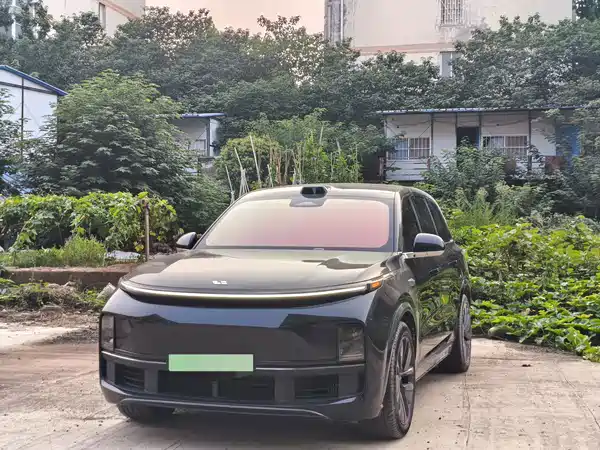 Li Auto L9 2025