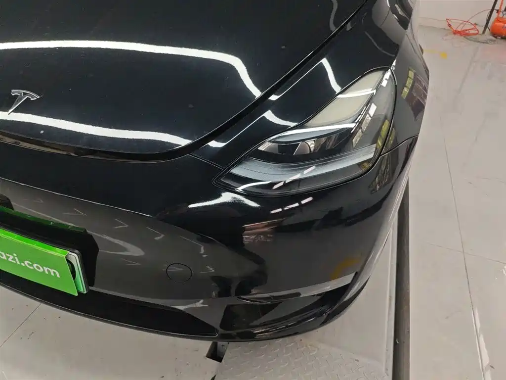 Tesla Model Y 2023 — фото 18