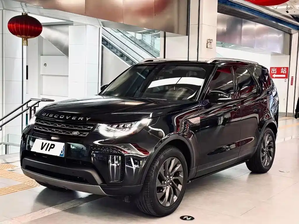 Land Rover Discovery 2018 — фото 1