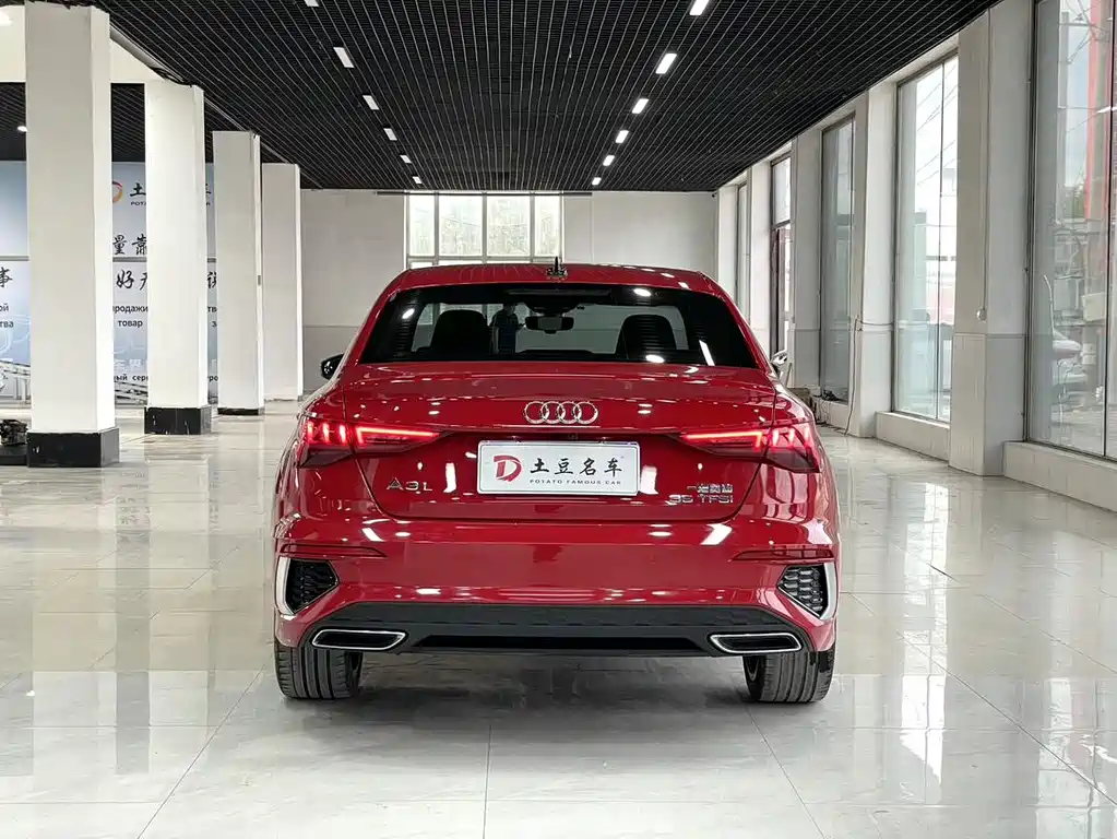 Audi A3 2023 — фото 5