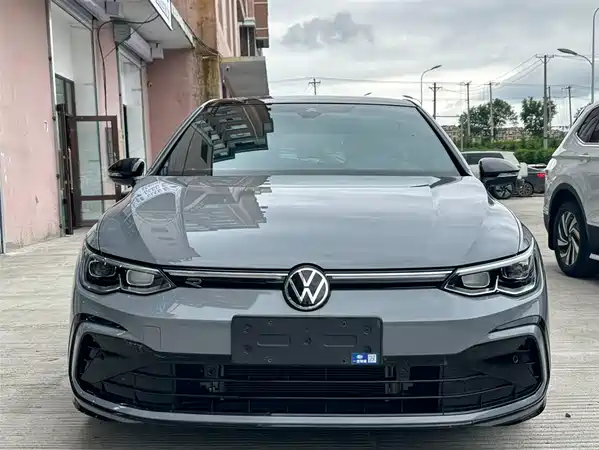 Volkswagen Golf 2022