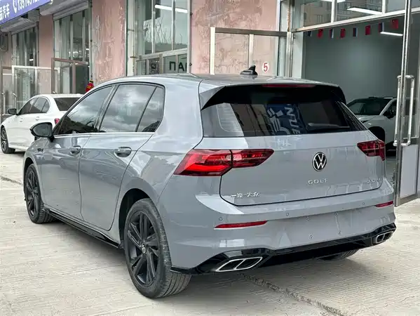 Volkswagen Golf 2022