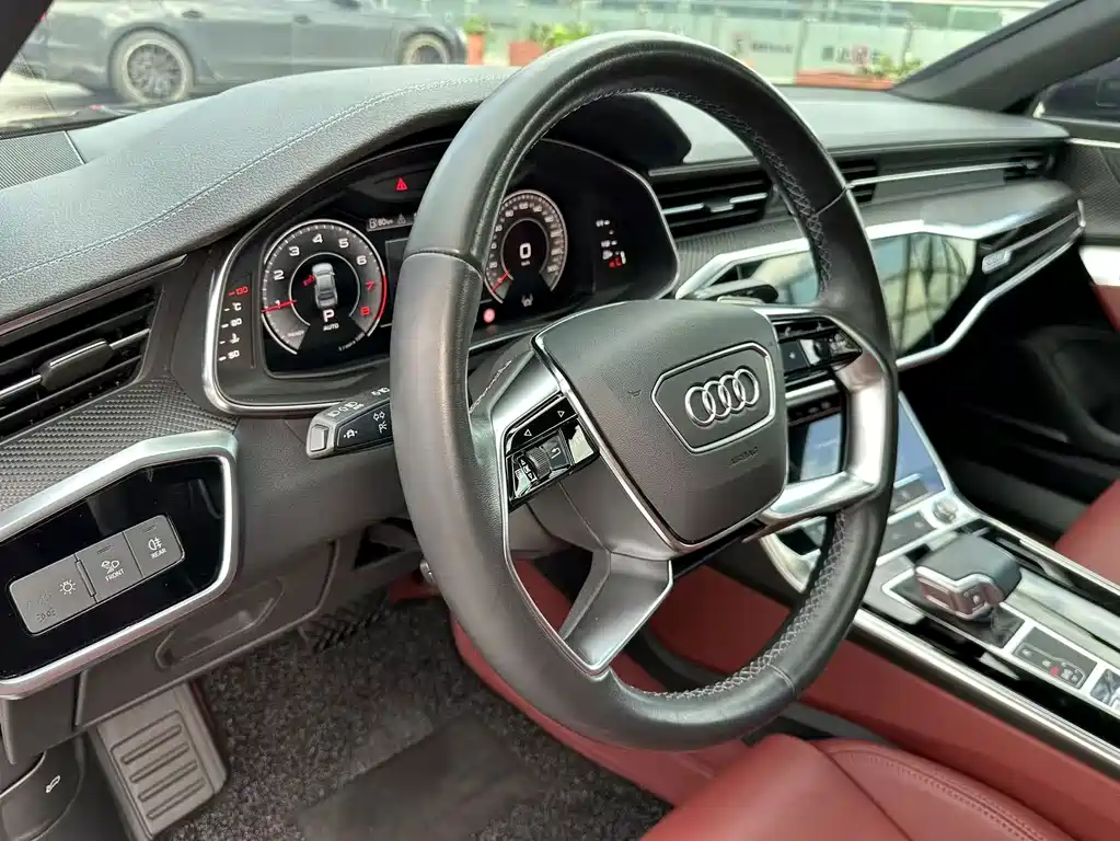 Audi A7L 2023 — фото 25