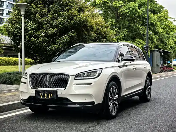 Lincoln Corsair 2022