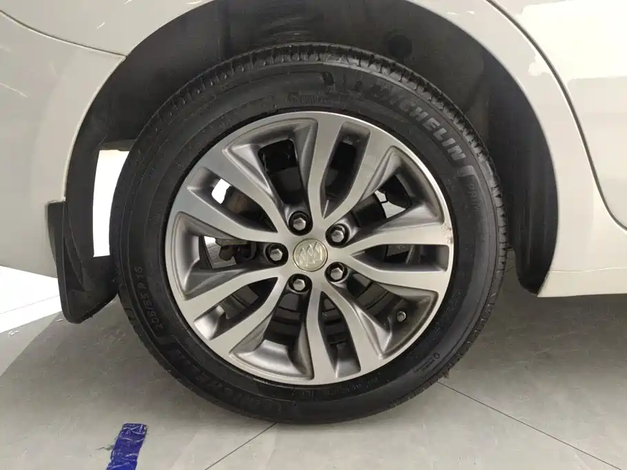 Buick Excelle 2021