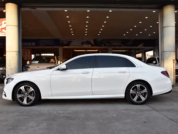 Mercedes-Benz E-Class 2018