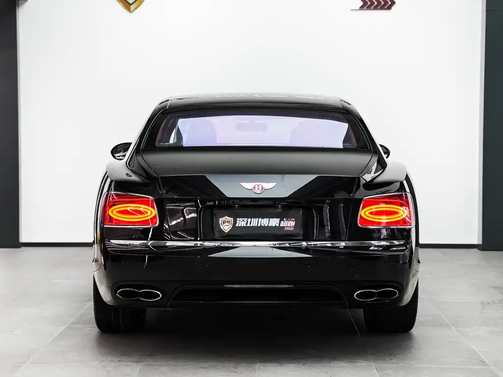 Bentley Flying Spur 2018 — фото 3