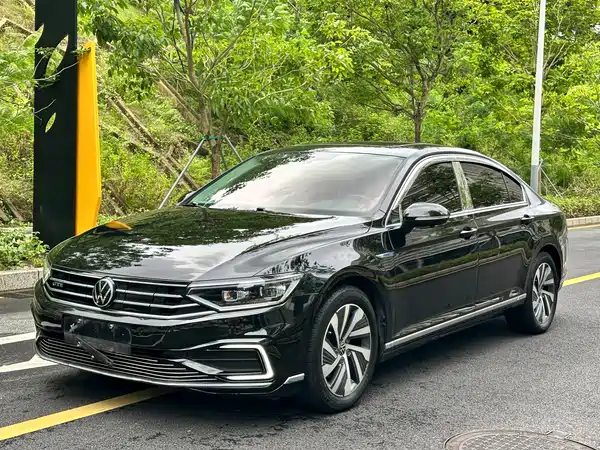 Volkswagen Magotan PHEV 2021