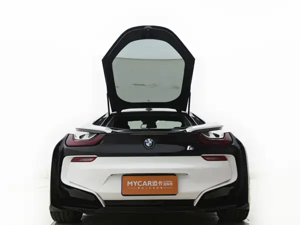 BMW i8 2017