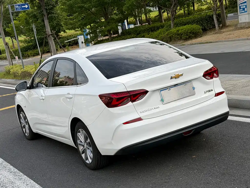 Chevrolet Cruze 2021