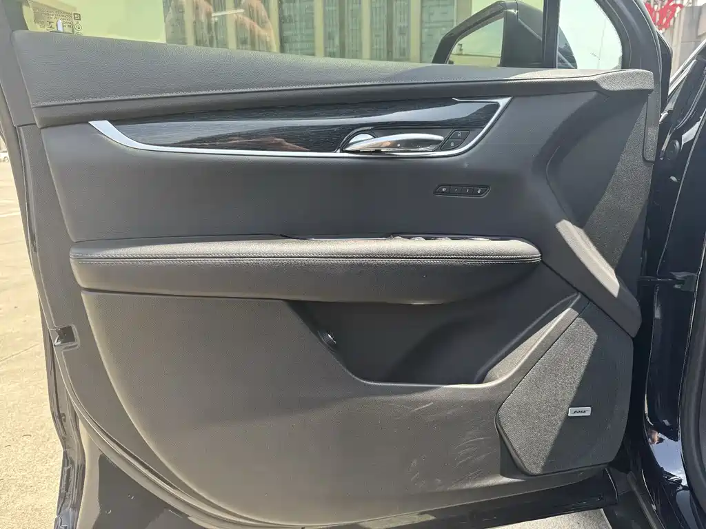 Cadillac XT5 2021 — фото 10