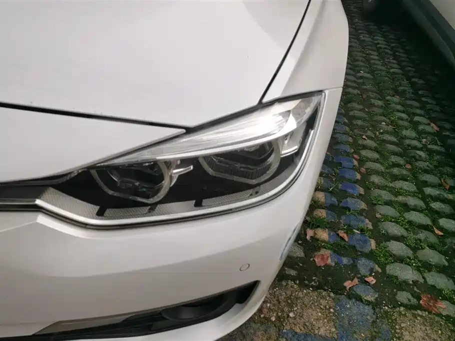 BMW 3 Series 2018