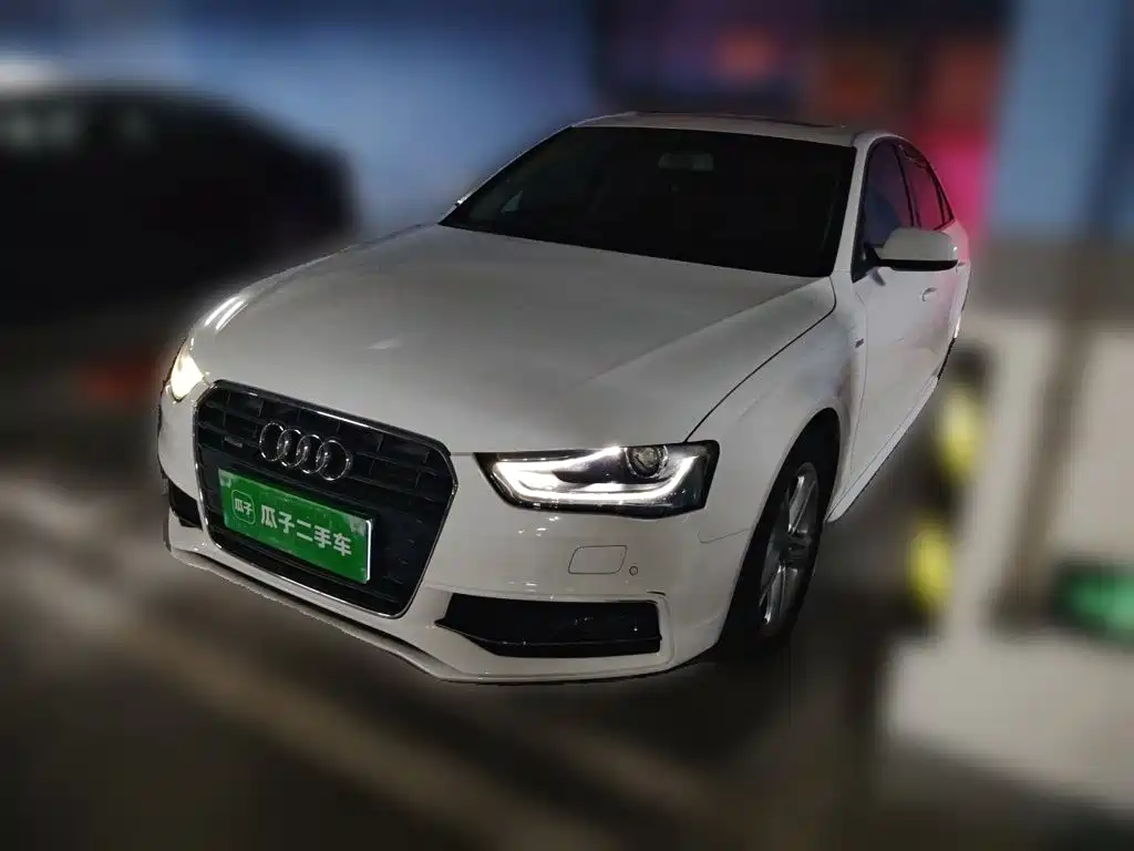 Audi A4L 2015