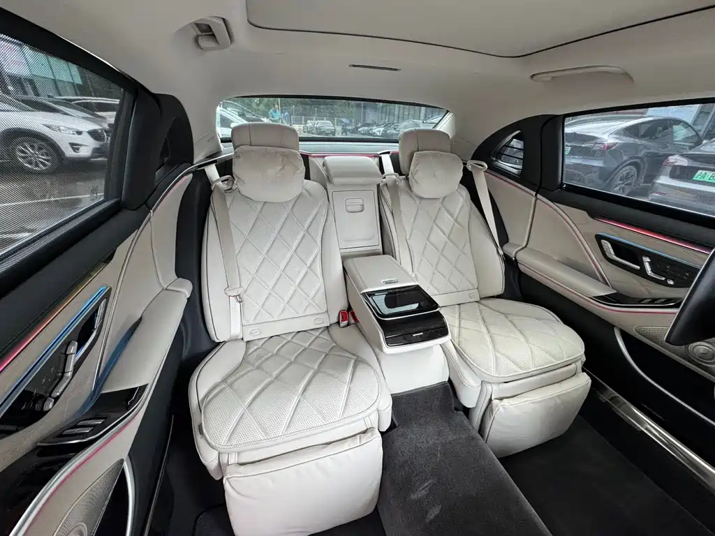 Mercedes-Benz Maybach S-Class 2026 — фото 13