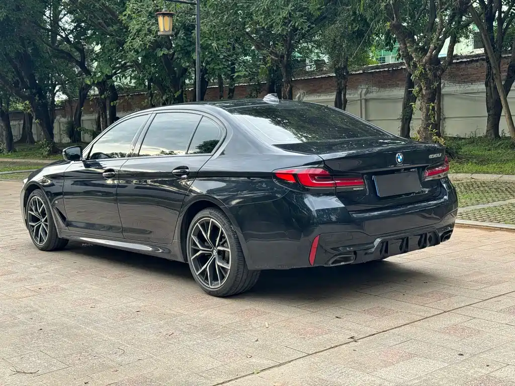 BMW 5 Series 2022