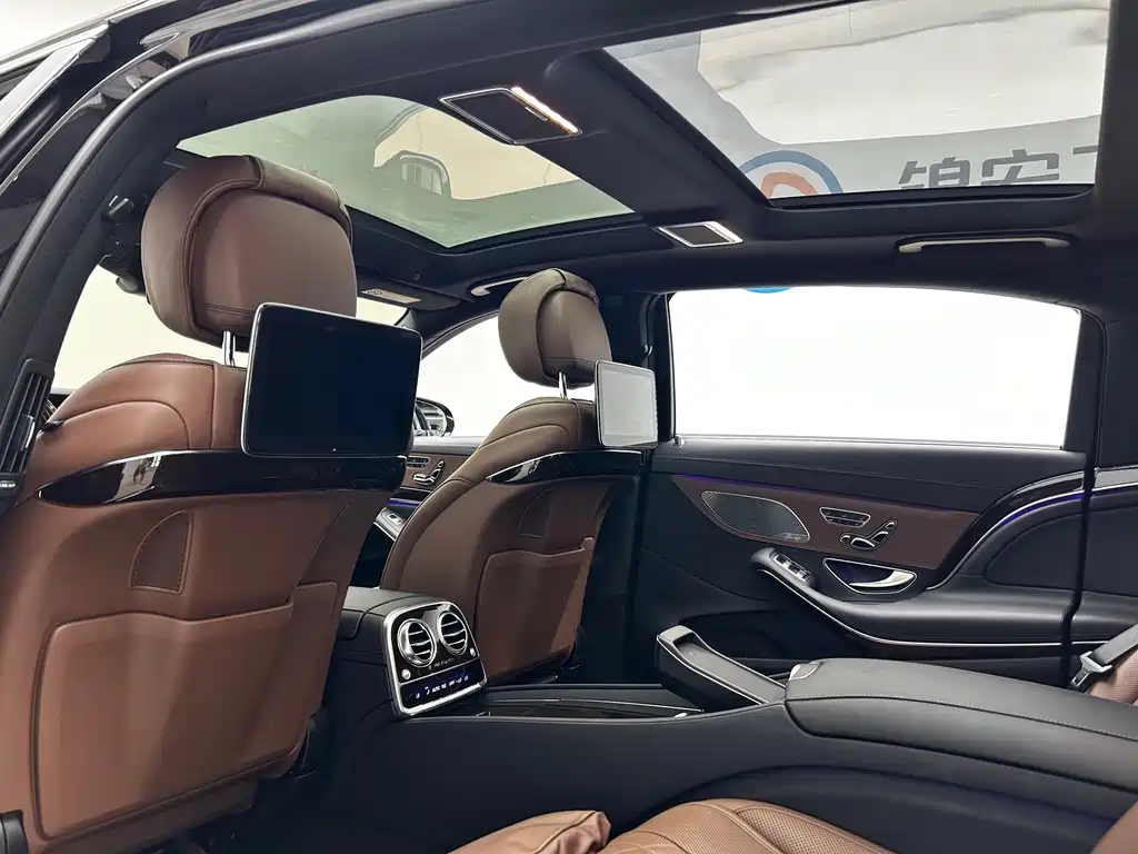 Mercedes-Benz Maybach S-Class 2019 — фото 13