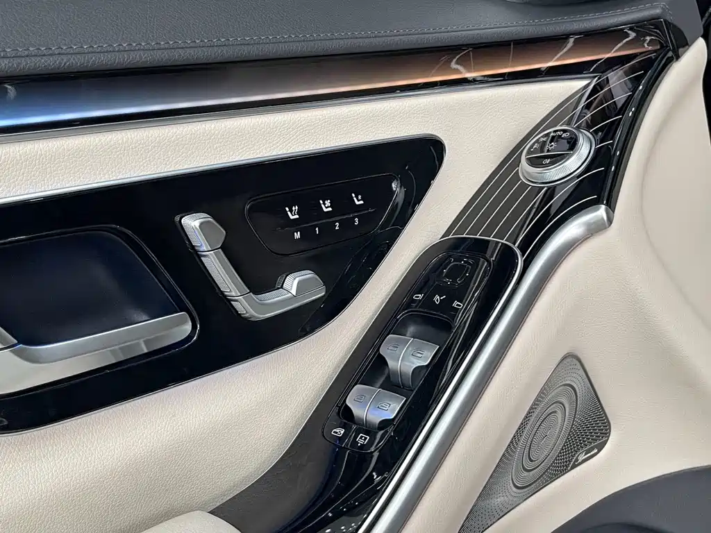 Mercedes-Benz S-Class 2022 — фото 16