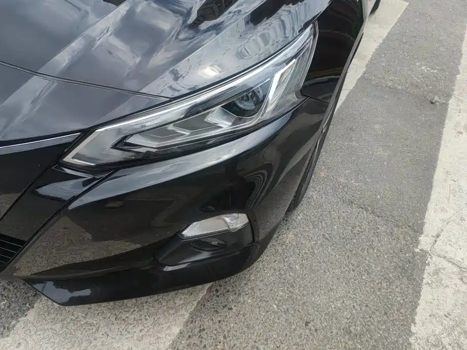 Nissan Teana 2022