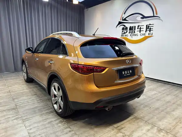 Infiniti FX 2013