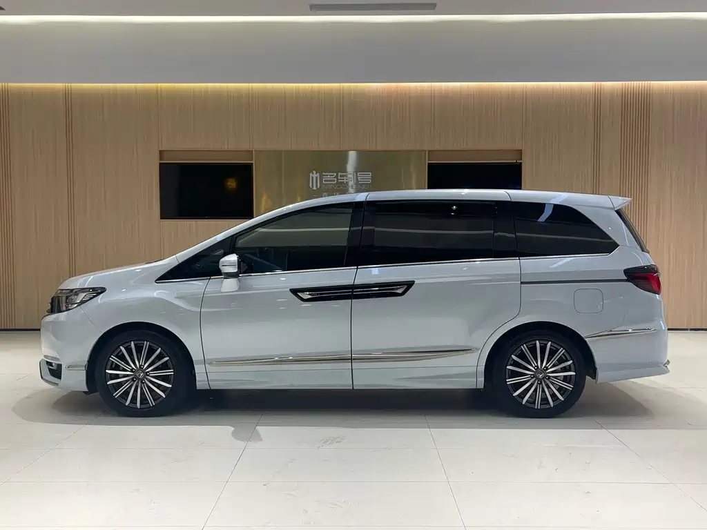 Honda Elysion 2025