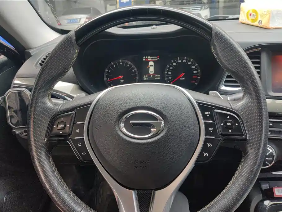 GAC Motor Trumpchi GA6 2016 — фото 15